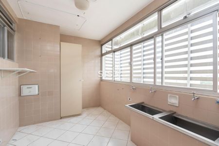 25_photo/94dce3f5ef.9e0eb7b6f3ee133f-ATLAS-a1b4a836-9f52-4898-9857-95e7c36204ca.jpg de apartamento à venda com 4 quartos, 241m² em Água Verde, Curitiba