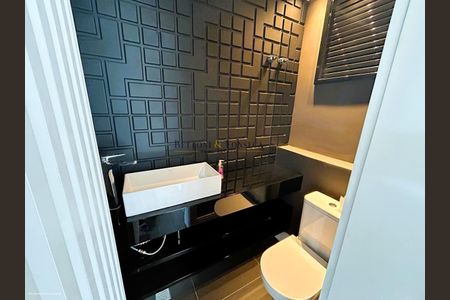 20_photo/94dce3f5ef.ece2e37fcec8195f-ATLAS-442c6a22-557d-4ec6-b305-59644e922d9c.jpg de apartamento à venda com 4 quartos, 242m² em Água Verde, Curitiba