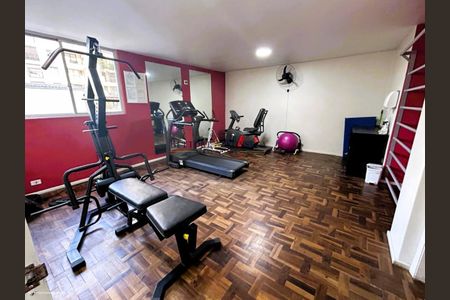 47_photo/94dce3f5ef.ece2e37fcec8195f-ATLAS-8179eb37-02f0-458a-b689-084e2519498a.jpg de apartamento à venda com 4 quartos, 242m² em Água Verde, Curitiba