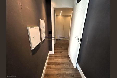 21_photo/94dce3f5ef.ece2e37fcec8195f-ATLAS-f60aeafb-f75b-4419-a44b-ccf6db8e6c73.jpg de apartamento à venda com 4 quartos, 242m² em Água Verde, Curitiba