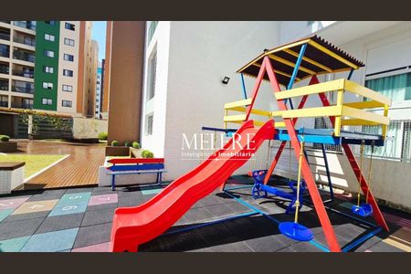 21_photo/94dce3f605.3a37fa67e20dd3de-ATLAS-8439f03a-4aef-44f6-92a3-2ad541128f60.jpg de apartamento à venda com 4 quartos, 120m² em Centro, Curitiba