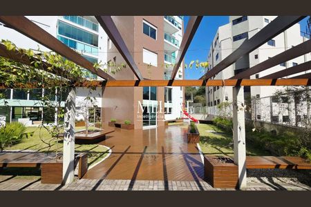 19_photo/94dce3f605.3a37fa67e20dd3de-ATLAS-9d9e0b95-0a1c-453a-ab98-60c625084dc3.jpg de apartamento à venda com 4 quartos, 120m² em Centro, Curitiba