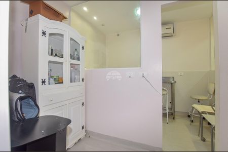 4_photo/94dce3f60b.897d07b3daa0aa3c-ATLAS-667721af-ecaa-4682-8c65-d7305381d2f1.jpg de casa à venda com 4 quartos, 69m² em Água Verde, Curitiba