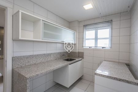 38_photo/94dce3f60f.ec7c23d4a42a154c-ATLAS-34a7c7b6-0a34-4410-9d4b-9f4928288d3e.jpg de apartamento à venda com 4 quartos, 409m² em Centro, Curitiba