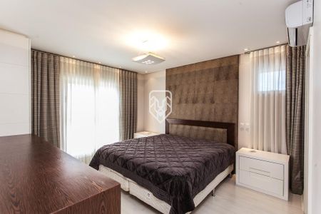 29_photo/94dce3f60f.ec7c23d4a42a154c-ATLAS-b7d12e84-8d36-4af8-ae46-0878c731c3e4.jpg de apartamento à venda com 4 quartos, 409m² em Centro, Curitiba