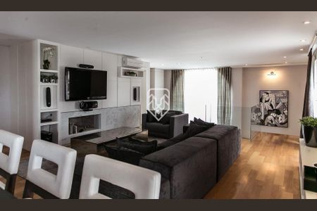 8_photo/94dce3f60f.ec7c23d4a42a154c-ATLAS-bf1cd298-64db-4b2e-a53d-e02416c4730f.jpg de apartamento à venda com 4 quartos, 409m² em Centro, Curitiba