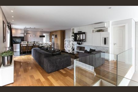 11_photo/94dce3f60f.ec7c23d4a42a154c-ATLAS-c3323a9d-d0ce-43b3-81c8-fe03a8b656bc.jpg de apartamento à venda com 4 quartos, 409m² em Centro, Curitiba