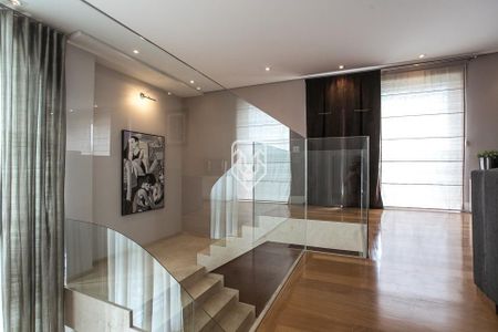 7_photo/94dce3f60f.ec7c23d4a42a154c-ATLAS-fb9d2f7b-970b-4286-99d6-29e0b4724870.jpg de apartamento à venda com 4 quartos, 409m² em Centro, Curitiba