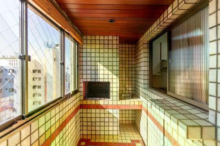 6_photo/94dce3f639.63bb9c76d918f500-ATLAS-16505409-e0b6-4cae-814d-dcdf1cc32ea8.jpg de apartamento para alugar com 4 quartos, 283m² em Centro, Curitiba