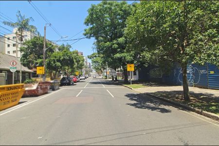 8_photo/94dce3f687.b2ad9b8010d77e32-ATLAS-8993179f-1f6d-43eb-aee4-e6e05ad160dd.jpg de apartamento para alugar com 2 quartos, 90m² em Bigorrilho, Curitiba