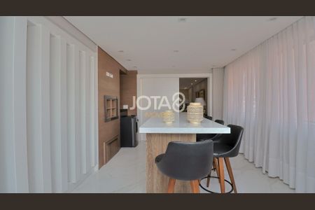 8_photo/94dce3f6a7.e964f832e1b85cae-ATLAS-e4bf2077-b2d9-4fed-b8c7-d426d7f5e008.jpg de apartamento para alugar com 4 quartos, 250m² em Champagnat, Curitiba