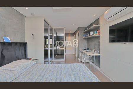 20_photo/94dce3f6a7.e964f832e1b85cae-ATLAS-fb8cfe25-4c96-4fe5-bce2-5a23dfc2e6dc.jpg de apartamento para alugar com 4 quartos, 250m² em Champagnat, Curitiba