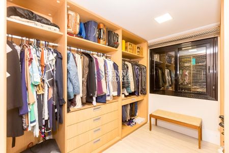 9_photo/94dce3f6b9.e9f7fe0d28d0f4a0-ATLAS-43800d83-120f-48a0-a7cc-ad8002a6f569.jpg de apartamento à venda com 3 quartos, 394m² em Bigorrilho, Curitiba