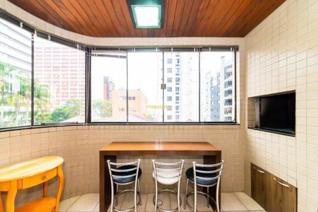 10_photo/94dce3f6c9.e964f832e1b85cae-ATLAS-5fb444ca-fa5d-4af8-a753-3afe87aaf5eb.jpg de apartamento à venda com 3 quartos, 101m² em São Francisco, Curitiba