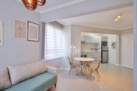 5_photo/94dce3f6cf.0224a692f5fbe428-ATLAS-171a76cc-d474-46aa-ba54-8bba623eb36d.jpg de apartamento à venda com 2 quartos, 53m² em São Francisco, Curitiba