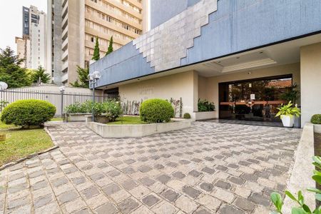 6_photo/94dce3f6cf.0224a692f5fbe428-ATLAS-8a69aa4b-503e-4d3d-8af5-89ad6c4a3a65.jpg de apartamento à venda com 2 quartos, 53m² em São Francisco, Curitiba