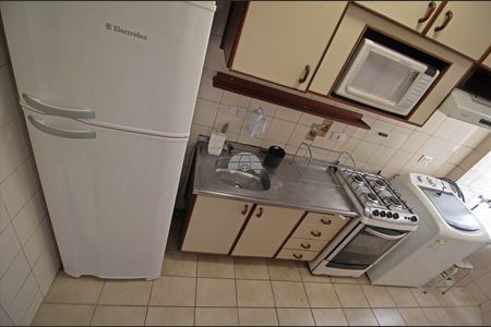 2_photo/94dce3f6cf.0c52a1d678d4c795-ATLAS-09d4df59-24f5-45bc-a9e4-892f5f27f09e.jpg de apartamento para alugar com 2 quartos, 52m² em São Francisco, Curitiba