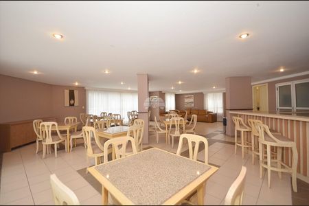 5_photo/94dce3f6cf.adbd8c19aab40c52-ATLAS-2ed31f76-cfea-41d7-986e-ebc19725c754.jpg de apartamento à venda com 2 quartos, 52m² em São Francisco, Curitiba