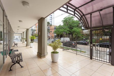 10_photo/94dce3f6d9.7a58dfa1bb52af13-ATLAS-3d454b82-03ca-48f8-b835-d9aa4551c080.jpg de apartamento à venda com 4 quartos, 222m² em Bigorrilho, Curitiba