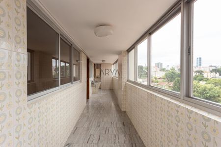 12_photo/94dce3f6d9.7a58dfa1bb52af13-ATLAS-4004a183-d258-4358-a573-c08c01beb7f6.jpg de apartamento à venda com 4 quartos, 222m² em Bigorrilho, Curitiba