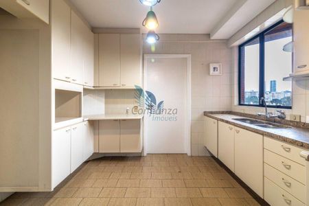 7_photo/94dce3f6e9.4d5f998e3e6d7143-ATLAS-46142bf5-8122-4b7e-abd6-8d895dbfc62c.jpg de apartamento para alugar com 3 quartos, 194m² em São Francisco, Curitiba