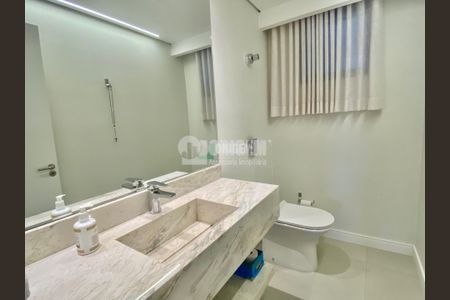 4_photo/94dce3f745.b54980f3c2d2bec8-ATLAS-1e490b3d-eab6-4561-a0b2-6ba3a564c688.jpg de apartamento à venda com 3 quartos, 156m² em Centro, Curitiba