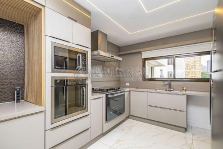 11_photo/94dce3f7ab.af9d048147965d82-ATLAS-3d7b0fe3-fae9-4e6b-9baa-eae8eb2a2b26.jpg de apartamento para alugar com 2 quartos, 124m² em Mercês, Curitiba