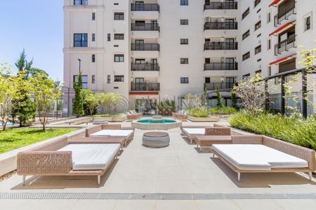 33_photo/94dce3f7ab.d81f6647e86dab77-ATLAS-5cf47a3b-45bf-4bb7-adc0-9d9e60e7e1c7.jpg de apartamento para alugar com 2 quartos, 124m² em Mercês, Curitiba