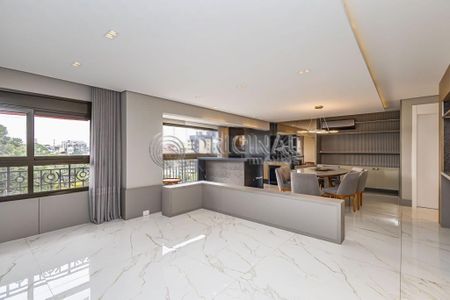 11_photo/94dce3f7ab.d81f6647e86dab77-ATLAS-7e15fbc3-23e8-46a3-a8af-df8fe1755e24.jpg de apartamento para alugar com 2 quartos, 124m² em Mercês, Curitiba