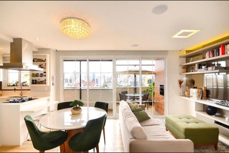 19_photo/94dce3f7bf.1b9c903f4ef09b06-ATLAS-56a0fca6-e4ab-48f2-987f-e59c7457ca78.jpg de apartamento à venda com 3 quartos, 92m² em Mercês, Curitiba