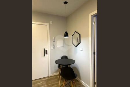 8_photo/94dce3f7bf.2b7ed266e2b18a42-ATLAS-e46dfc2f-0858-4e7c-90cf-62eb768737a5.jpg de apartamento à venda com 1 quarto, 27m² em Bigorrilho, Curitiba