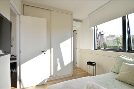 16_photo/94dce3f7bf.7aabb70842892ca6-ATLAS-3ba42b04-78a1-4ef2-b9c8-4708e79eb2eb.jpg de apartamento à venda com 1 quarto, 37m² em Bigorrilho, Curitiba