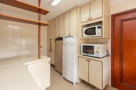 16_photo/94dce3f7e7.4b4f27f7f92832dd-ATLAS-8b3ec320-101c-481e-9be0-499fddf77838.jpg de apartamento à venda com 4 quartos, 208m² em Centro, Curitiba