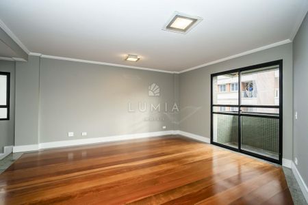 10_photo/94dce3f7e7.e1b0791f8350fa84-ATLAS-89ee1d35-f7c8-418e-8d55-cfa287a501ec.jpg de apartamento à venda com 4 quartos, 209m² em Centro, Curitiba