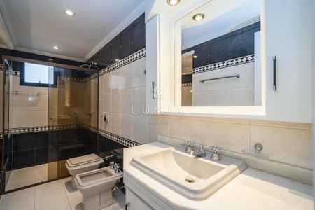 26_photo/94dce3f7e7.e1b0791f8350fa84-ATLAS-c3314c2c-fe92-4b71-8df9-2ad065292e46.jpg de apartamento à venda com 4 quartos, 209m² em Centro, Curitiba