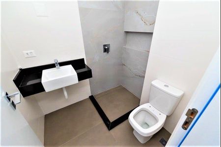 45_photo/94dce3f7f9.45f02ef6bff41bc6-ATLAS-f9877d03-e8e4-4c00-b9b2-fa49abadb931.jpg de apartamento à venda com 3 quartos, 121m² em Centro, Curitiba