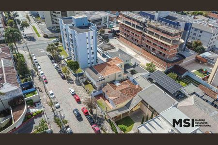 3_photo/94dce3f839.86fa7c56df5ec564-ATLAS-11e8f42d-7532-453d-96f8-4daff934576c.jpg de casa à venda com 4 quartos, 224m² em Mercês, Curitiba