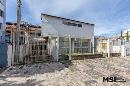 2_photo/94dce3f839.86fa7c56df5ec564-ATLAS-ba4aad4e-e4c5-4368-aa86-d94904268932.jpg de casa à venda com 4 quartos, 224m² em Mercês, Curitiba