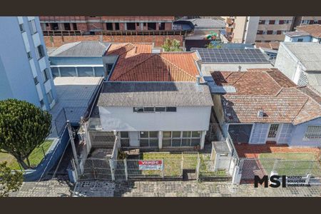8_photo/94dce3f839.86fa7c56df5ec564-ATLAS-c0df22b6-63b4-4427-973f-77fb1d0172e2.jpg de casa à venda com 4 quartos, 224m² em Mercês, Curitiba