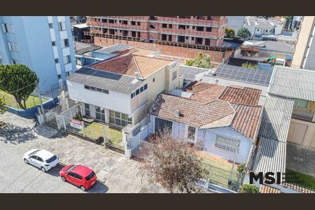 4_photo/94dce3f839.ea0ff2ffec9a0f1c-ATLAS-b074d73c-9bdc-4486-8728-628a48aca8de.jpg de casa à venda com 3 quartos, 147m² em Mercês, Curitiba