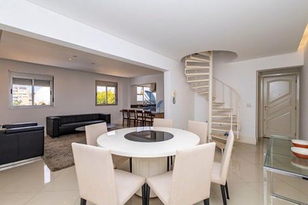 6_photo/94dce3f83b.caf6c04f909f2ef2-ATLAS-689909f2-aa93-4e11-a829-923a99b0c2e7.jpg de apartamento para alugar com 2 quartos, 127m² em Mercês, Curitiba