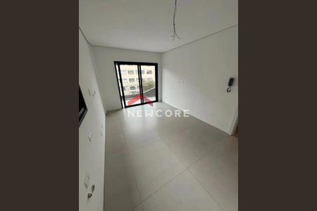 3_photo/94dce3f873.0176ad22bcbf6d3f-ATLAS-aa34683e-2c5d-41f7-950b-27a138d5eb5d.jpg de apartamento à venda com 1 quarto, 25m² em Mercês, Curitiba