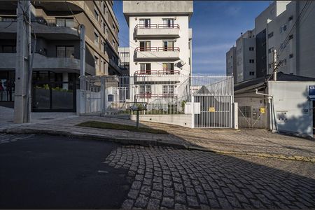 3_photo/94dce3f873.33d793acf048c480-ATLAS-bc9e0055-9806-4fce-8a2d-cc82d7ae5a92.jpg de apartamento à venda com 4 quartos, 80m² em Mercês, Curitiba