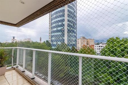 34_photo/94dce3f88d.f861ecc718bdcbd7-ATLAS-fa15a657-cd97-4523-bf14-922f2c53cd62.jpg de apartamento à venda com 4 quartos, 277m² em Mercês, Curitiba