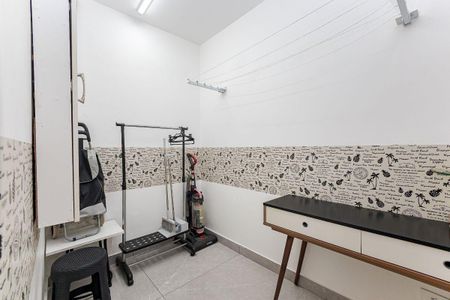 28_photo/94dce3f893.23351eba74f1df34-ATLAS-73a2c097-24d3-40e2-874e-63ff2cd2e024.jpg de apartamento à venda com 2 quartos, 78m² em Mercês, Curitiba