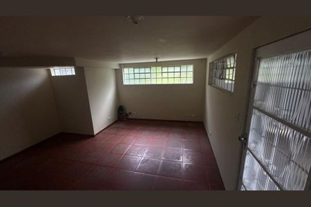 28_photo/94dce3f897.e6e1c947b02cf8fb-ATLAS-0934586e-f4f0-40a0-8f48-cbd41bb3cad5.jpg de casa à venda com 3 quartos, 150m² em Mercês, Curitiba