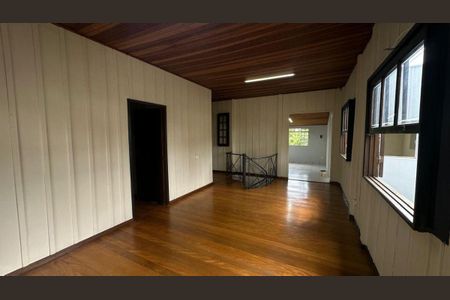 3_photo/94dce3f897.e6e1c947b02cf8fb-ATLAS-18accdde-cedf-4b27-9e1e-d45bb1b68b59.jpg de casa à venda com 3 quartos, 150m² em Mercês, Curitiba