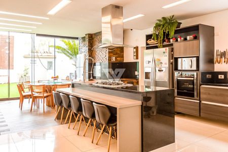 10_photo/94dce3f8d5.cba9474eaf1c4fd4-ATLAS-d423f910-6dd5-4f65-b0d6-1f0faefa83ca.jpg de casa à venda com 4 quartos, 743m² em Mercês, Curitiba