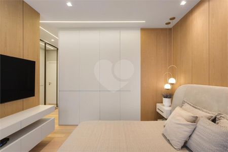 24_photo/94dce3f8dd.f87c5f63b588f4d4-ATLAS-3ecafb11-64ff-4b8e-b1c8-11011dca0256.jpg de apartamento à venda com 3 quartos, 151m² em Centro, Curitiba