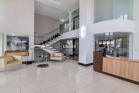 10_photo/94dce3f8df.2bd6c31d73845aaa-ATLAS-0e831b32-adfc-4d5b-9ade-3e5818ebd674.jpg de apartamento à venda com 3 quartos, 151m² em Centro, Curitiba